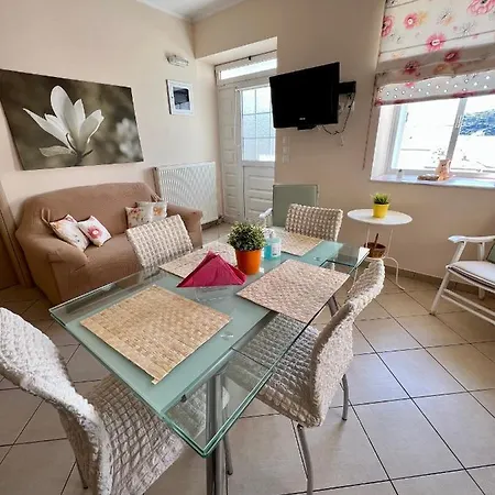 Batsi Central Apartment *