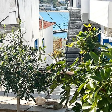 Batsi Central Apartment Appartement *